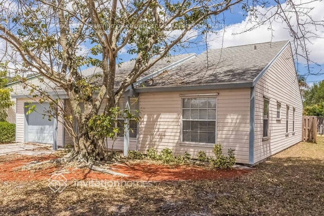 Building Photo - 7738 E Blairwood Cir