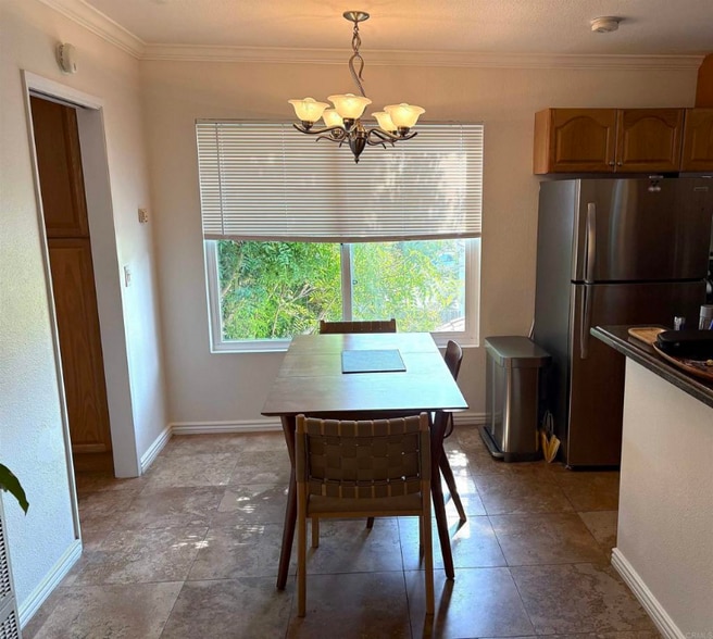 Building Photo - 911 Missouri St