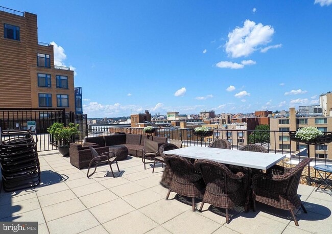 Building Photo - DC Studio Near Logan and DuPont Circle