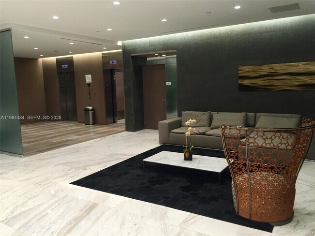 Building Photo - 400 Sunny Isles Blvd