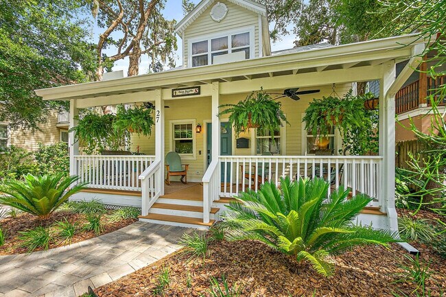 Building Photo - 27 Desoto Pl