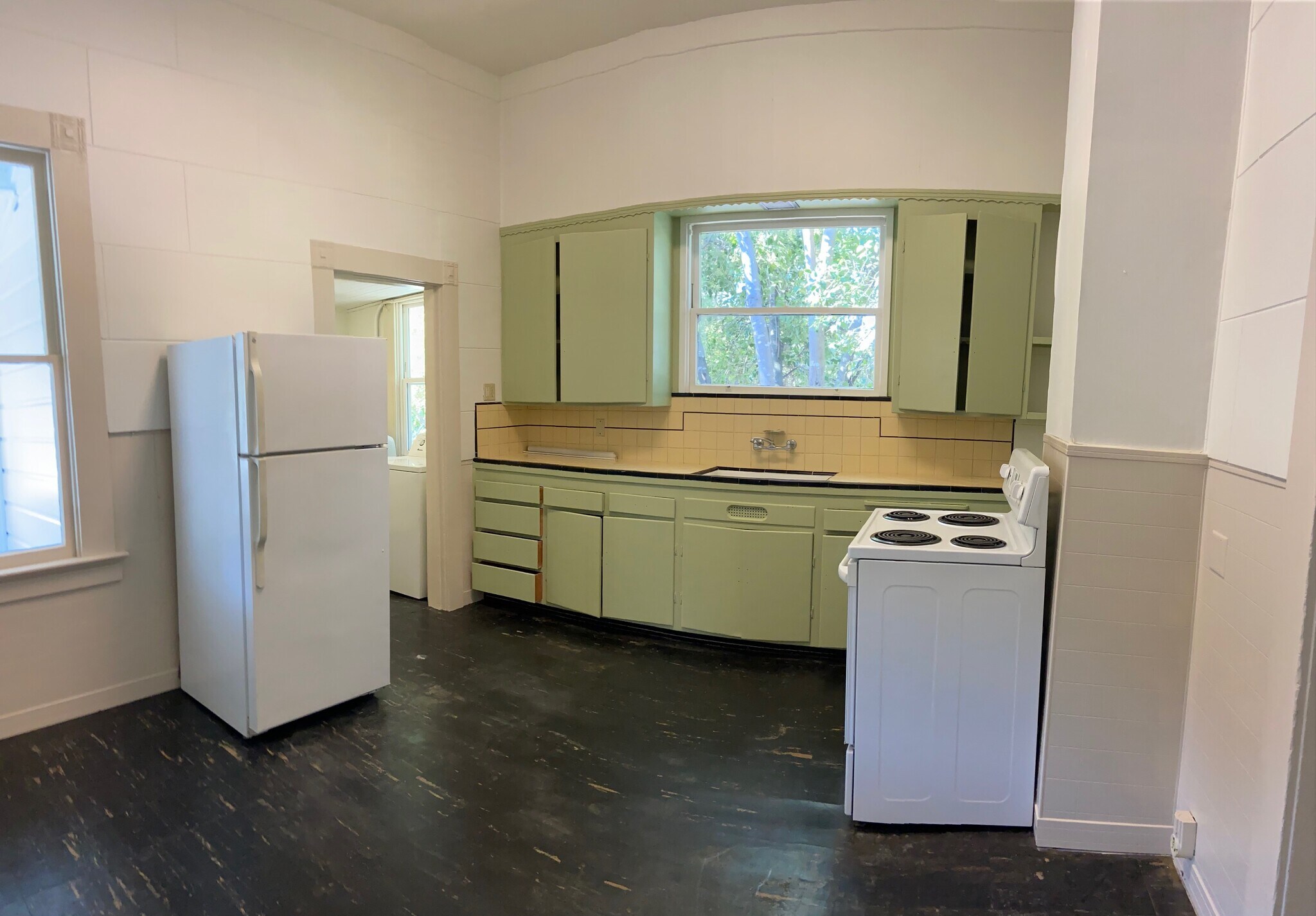 Kitchen - 2104 Castro St