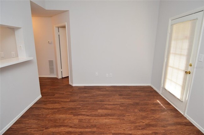 Building Photo - 8625 Mallard Reserve Dr