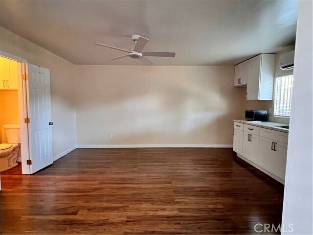 Building Photo - 1404 Dawley Ave