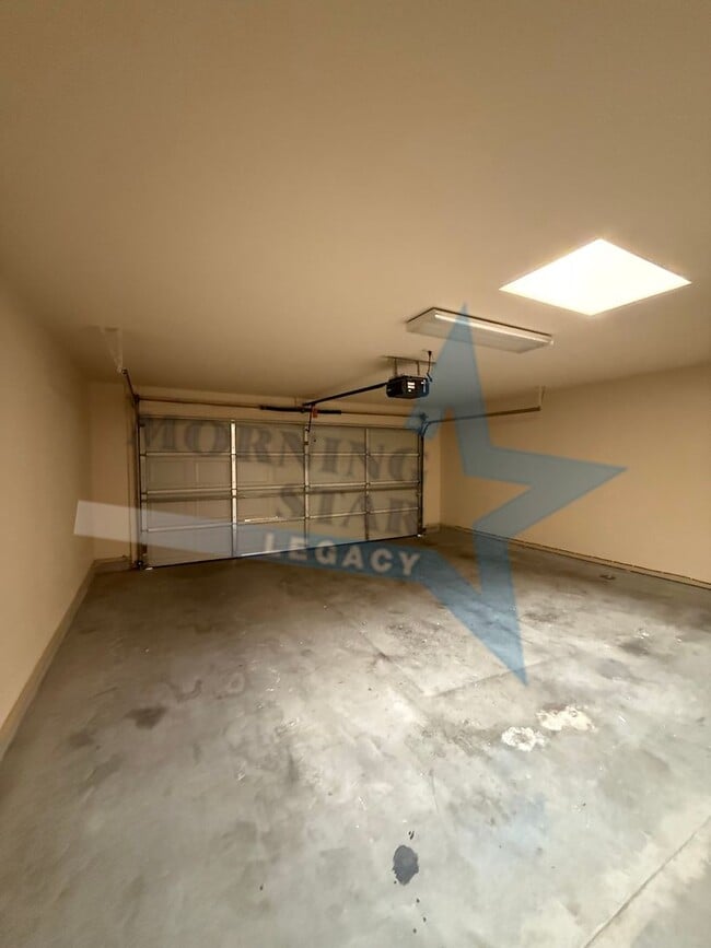 Building Photo - Beautiful 3-Bedroom Southwestern-Style Home!