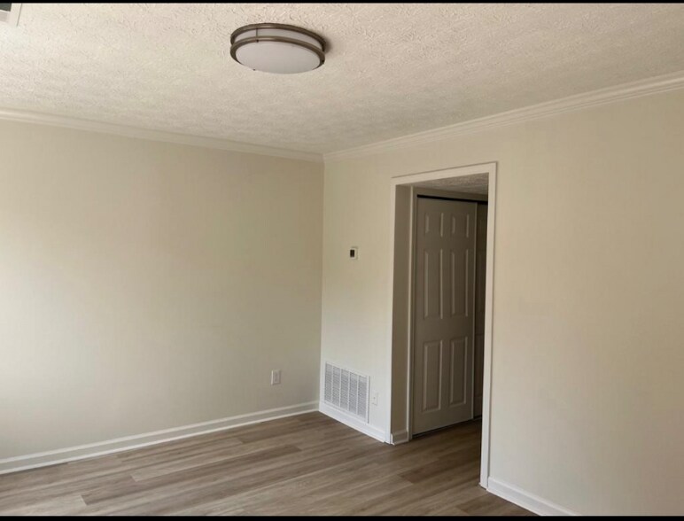 Building Photo - 36 Country Pl Ct