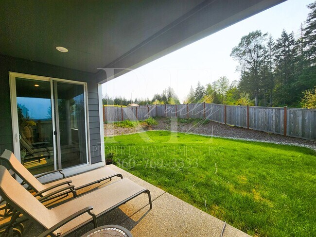 Building Photo - Extra Large Premium Built 4bd