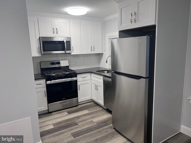 Building Photo - 703 Bethlehem Pike