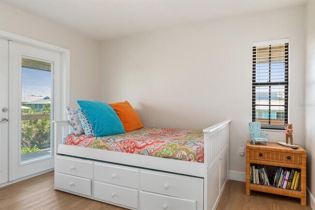 Building Photo - 9498 Alborado Rd