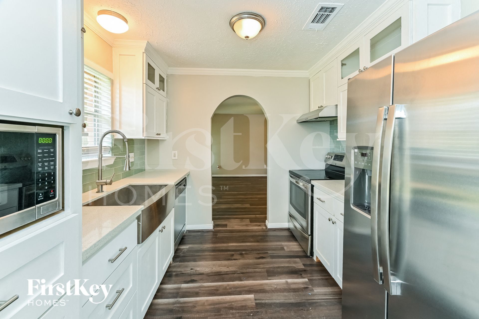 Building Photo - 9702 Desert Flower Ln