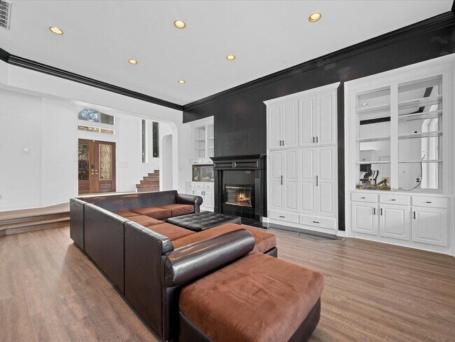 Building Photo - 15318 Beecham Dr