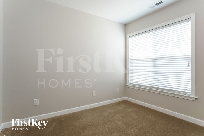 Building Photo - 1561 Finwick Dr