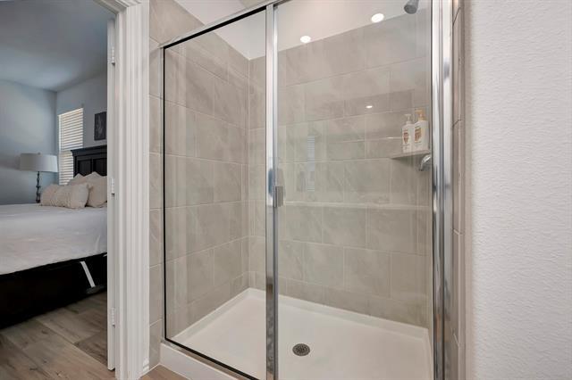 Building Photo - 2604 Starwater Dr