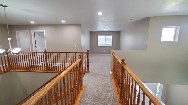 Building Photo - 2069 W 400 S