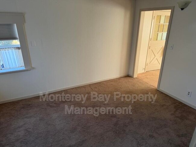 Building Photo - 332 Central Ave