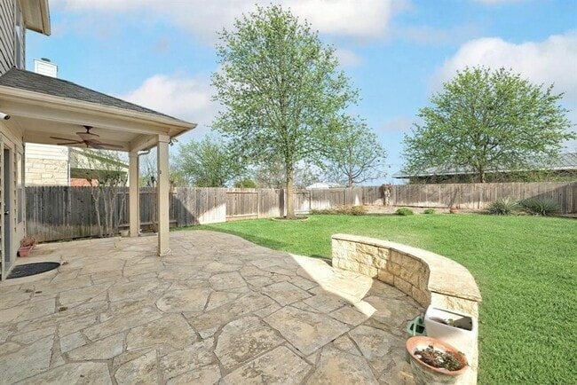 Building Photo - 21205 Penny Royal Dr