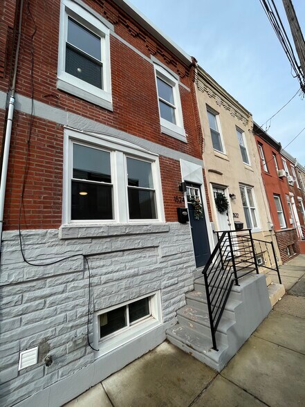 1524 | South Philly Row - 1524 S Hicks St