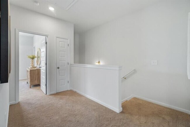 Building Photo - 77 Professional Pl