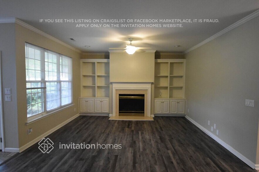 Building Photo - 17032 Stinson Ave