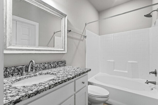 Building Photo - Amazing in Alvarado