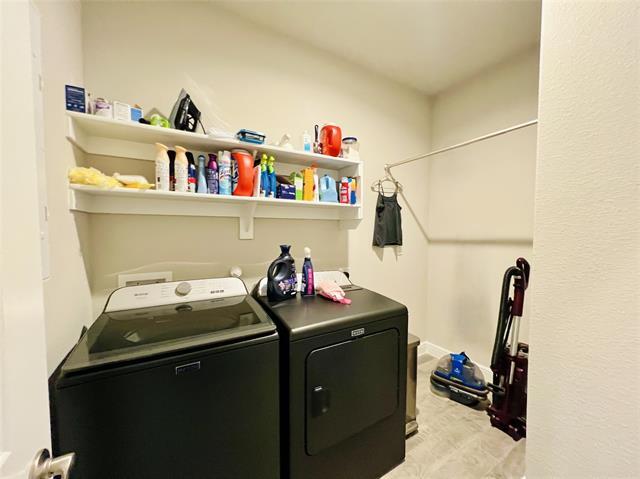 Building Photo - 15748 Putney Wy