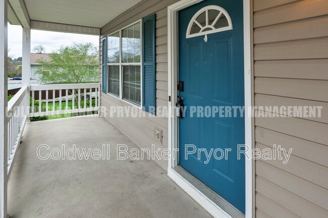 Building Photo - 1244 N Concord Rd