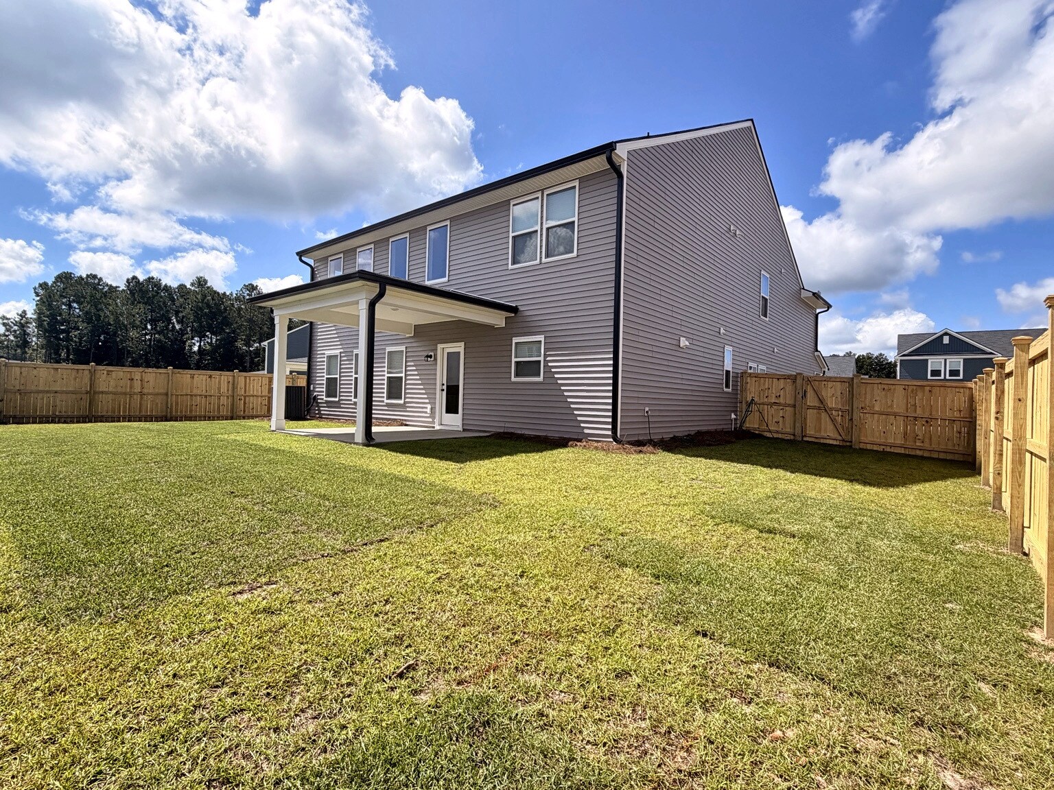 Building Photo - 5361 Crinum Lilly