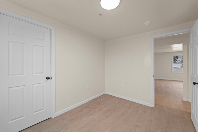 Building Photo - 2616 Shawhan Ave