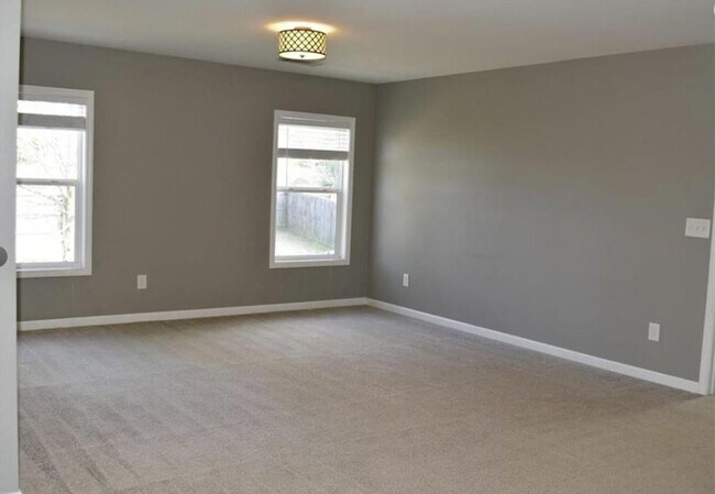 Building Photo - 3327 Edenridge Ct