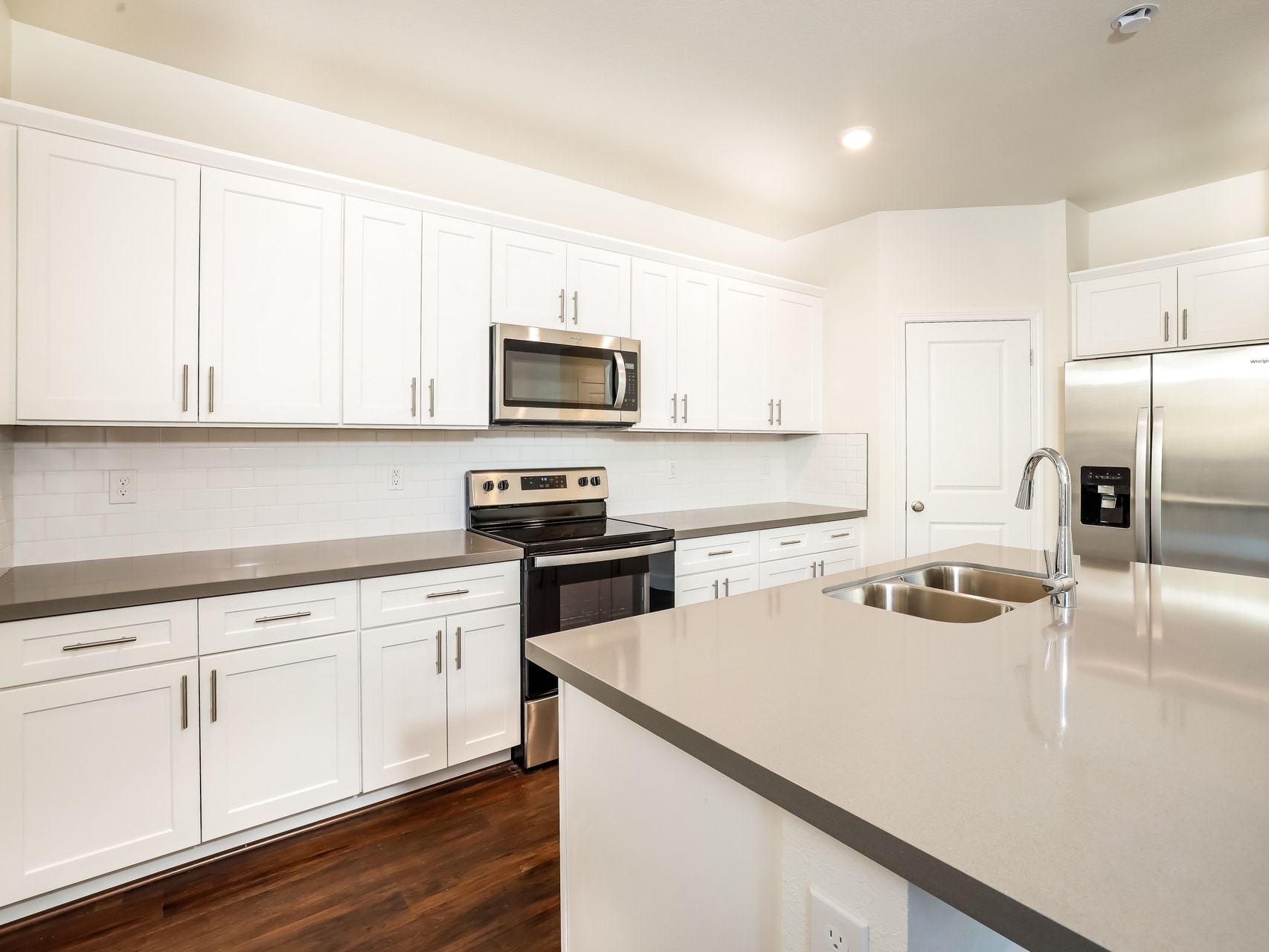 Building Photo - 6513 Enlightenment Dr