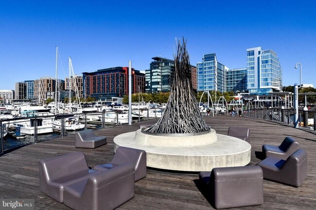 Building Photo - 1435 4th St SW