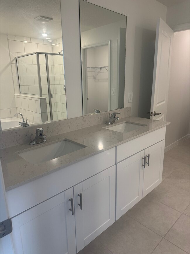 Building Photo - 9272 Bonita Mar Dr