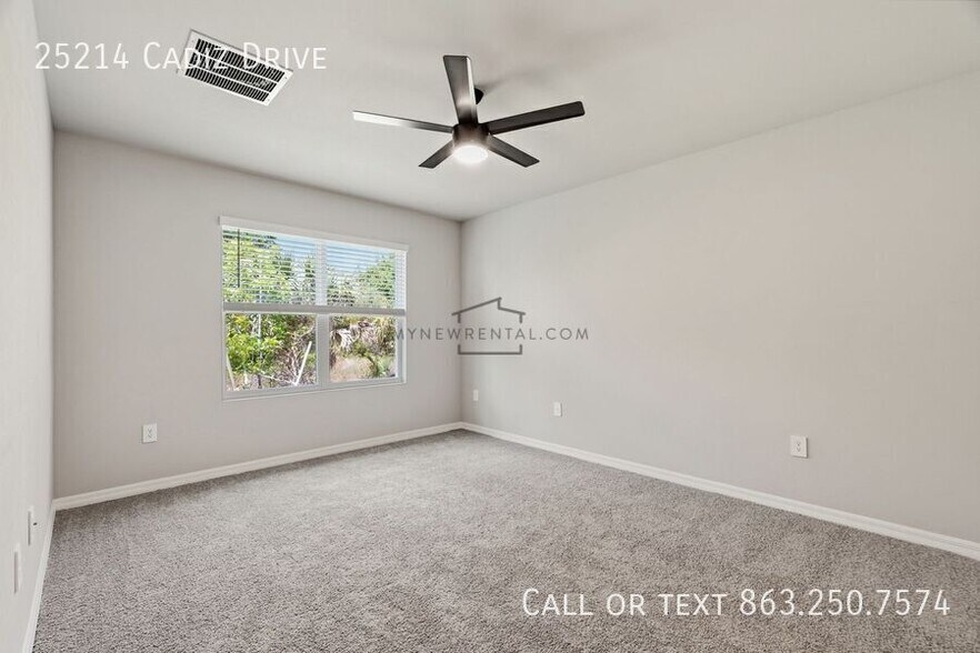 Building Photo - 25214 Cadiz Dr