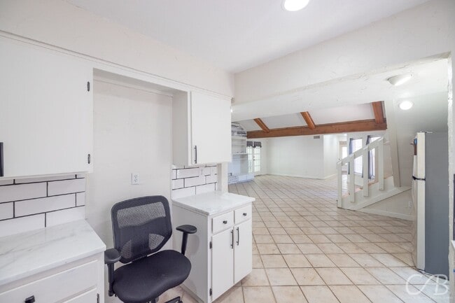 Building Photo - 31 Harbour Town
