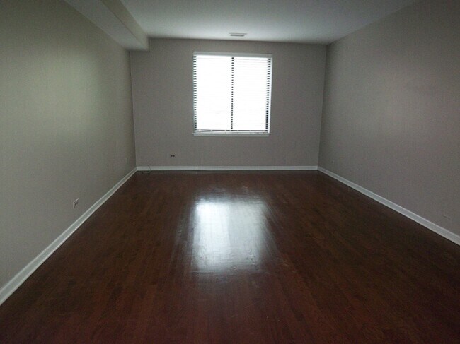 Building Photo - 110 S Dunton Ave