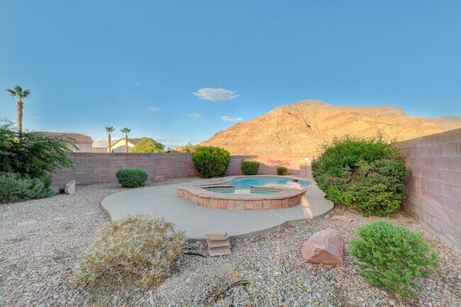 Building Photo - 1st MONTH FREE! Lone Mountain Heights Luxu...