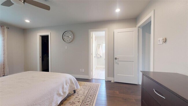 Building Photo - 3011 Larknolls Ln
