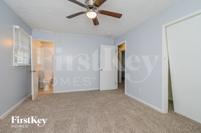 Building Photo - 195 King David Dr SW