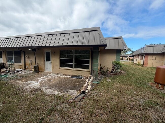 Building Photo - 4428 Sunstate Dr