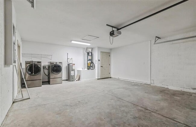 Building Photo - 3468 SW 165th Loop