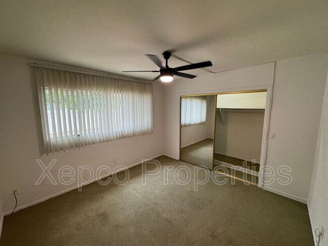 Building Photo - 430 Avenida Ortega