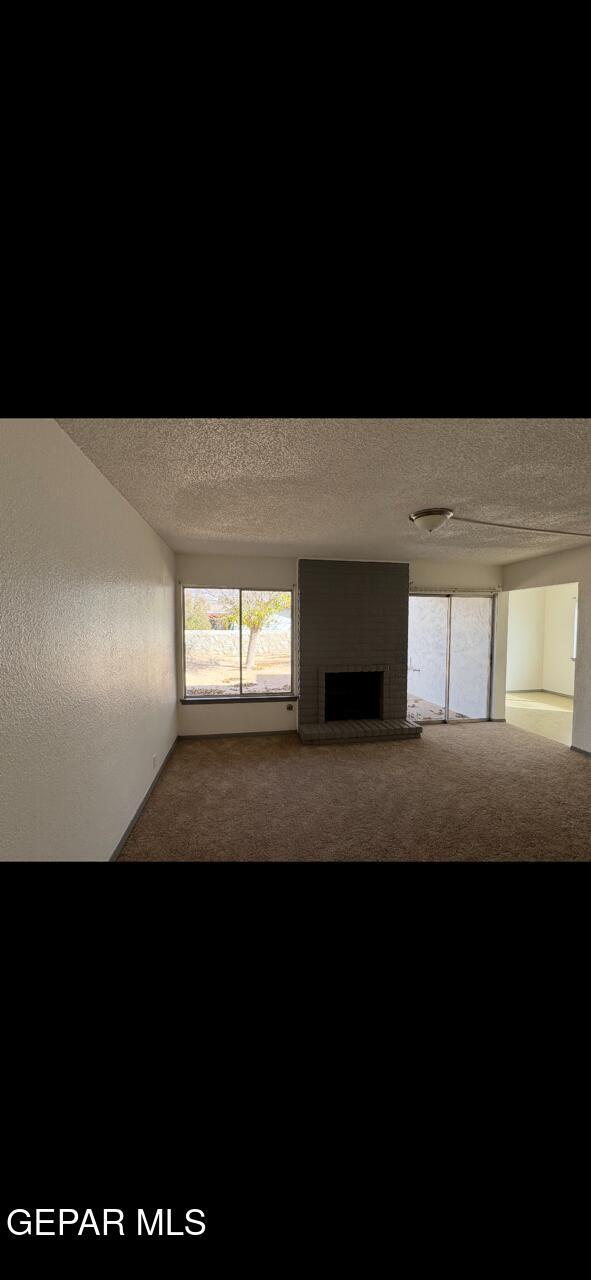 Building Photo - 1590 Hartsdale Dr