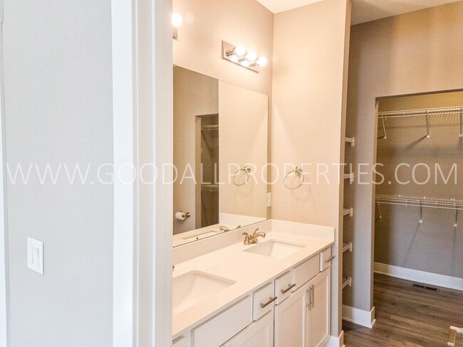 Building Photo - Beautiful 3 Bedroom Ranch!! Wonderful Price for newer construction in Waukee!!!