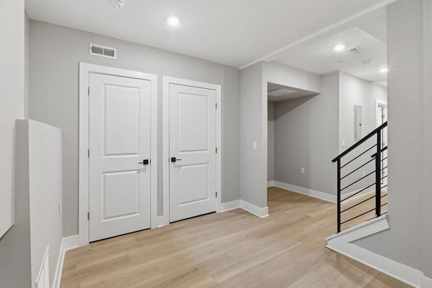 Building Photo - 856 N 19th St