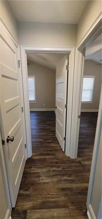 Building Photo - 123 Ridge Crest Ct