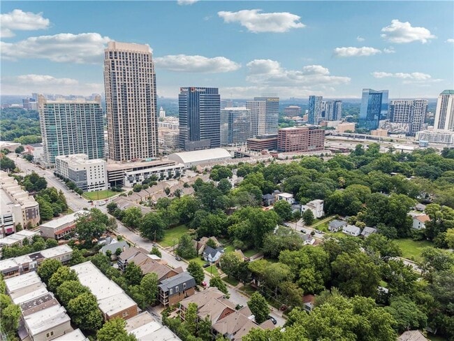 Building Photo - 1220 State St NW