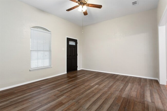 Building Photo - 111 S Henderson Ave