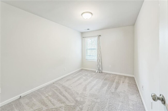 Building Photo - 3122 Meadowstone Ln SW