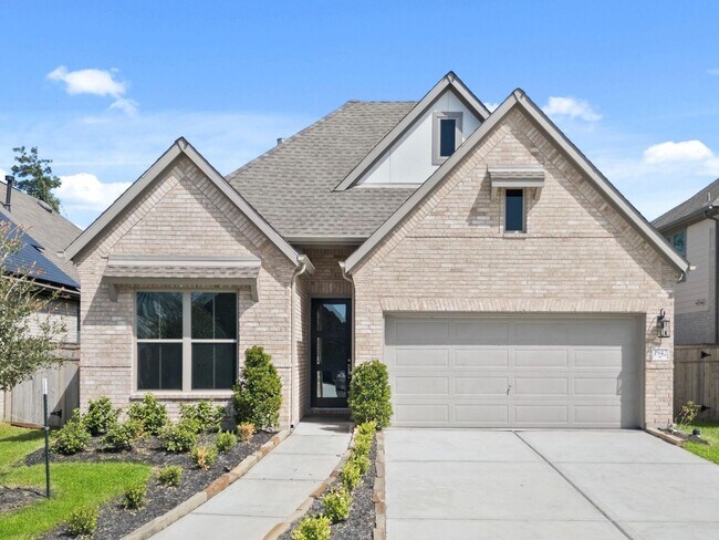 Building Photo - 1942 Waters Branch Dr