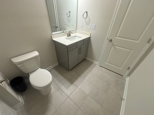 Building Photo - Room in House on Collaborative Wy